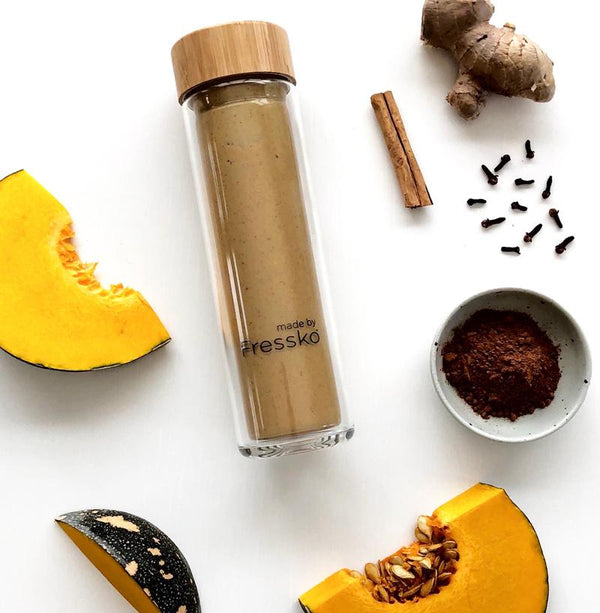 Pumpkin pie smoothie in Fressko LIFT glass flask